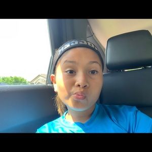 Meet your Posher, Thalia